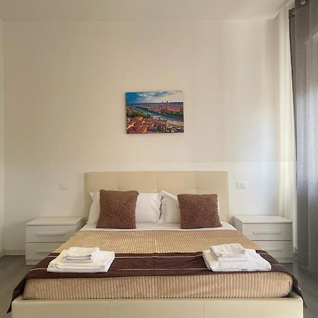 Confortini Rooms Sunday 베로나 외부 사진
